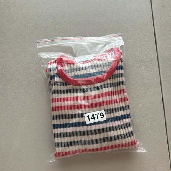 AKRIS PUNTO Wool Short-Sleeve Sweater - Picture 15 of 15